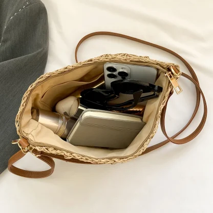 Crossbody Zippered Straw Bags - Image 4