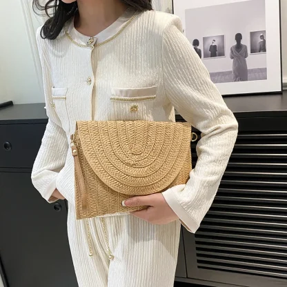 Envelope Crossbody Straw Bags - Image 5
